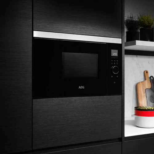 Microondas 23L 900W AEG MSB2547DM grill - foto 2