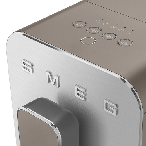 Cafetera superautomática BCC02TPMEU SMEG 50's Style color Taupe - foto 3
