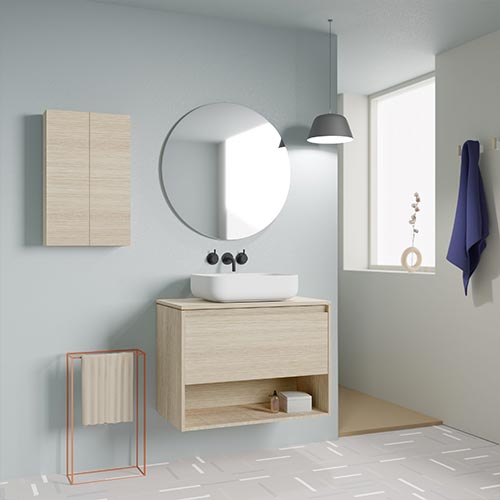 Mueble de baño NIWA TOP de 80 cm con un cajón y un hueco + Espejo KAWA. Acabado en Roble Arenado. | Incluye lavabo cerámico