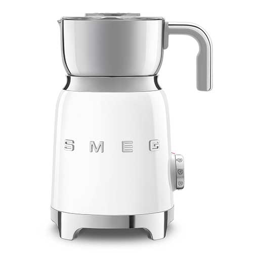Espumador de Leche 500W 600ml Smeg MFF11WHEU Blanco