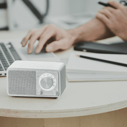 Radio portátil 1.6W Sangean WR-7 Blanco FM/Bluetooth - foto 3